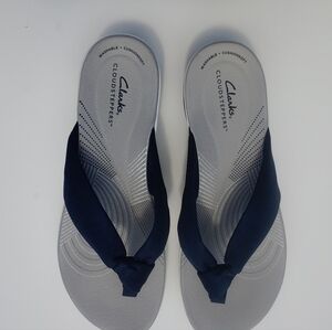 NWT Navy Clarks Cloudsteppers